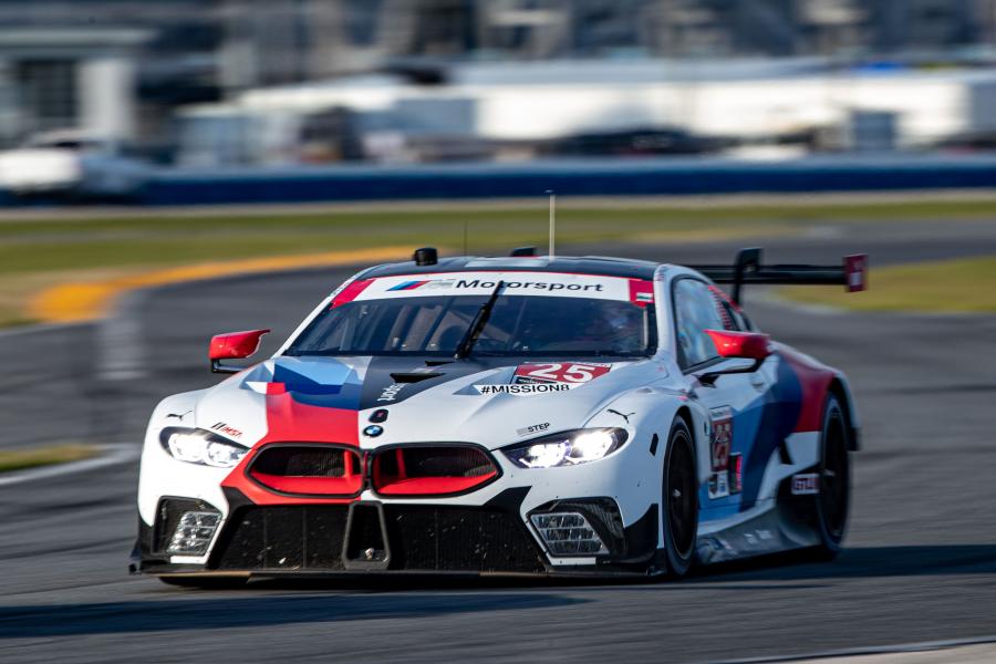  BMW M8 GTE (F92) 2020 года  (фото 1 из 9)